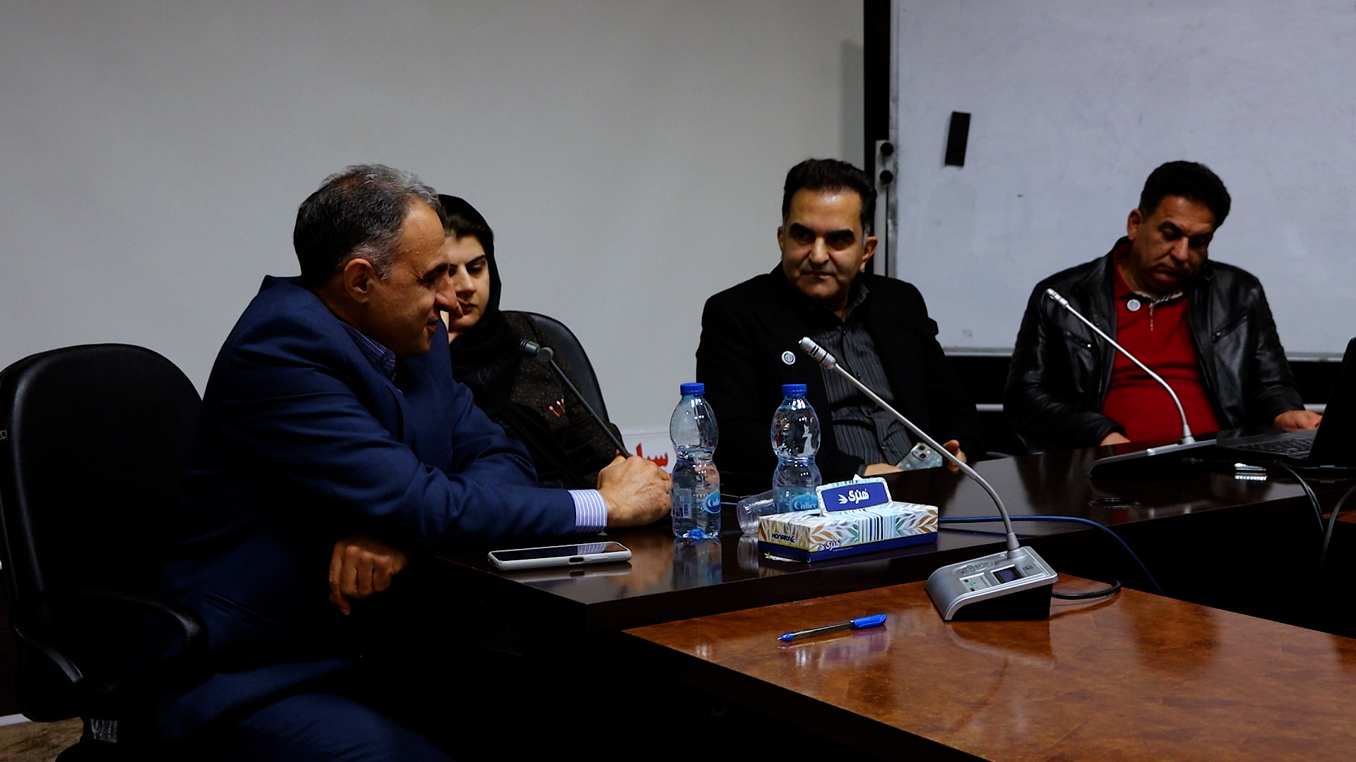 فیلم برداری کارگاههای انجمن فیزیوتراپی ایران-استان یزد