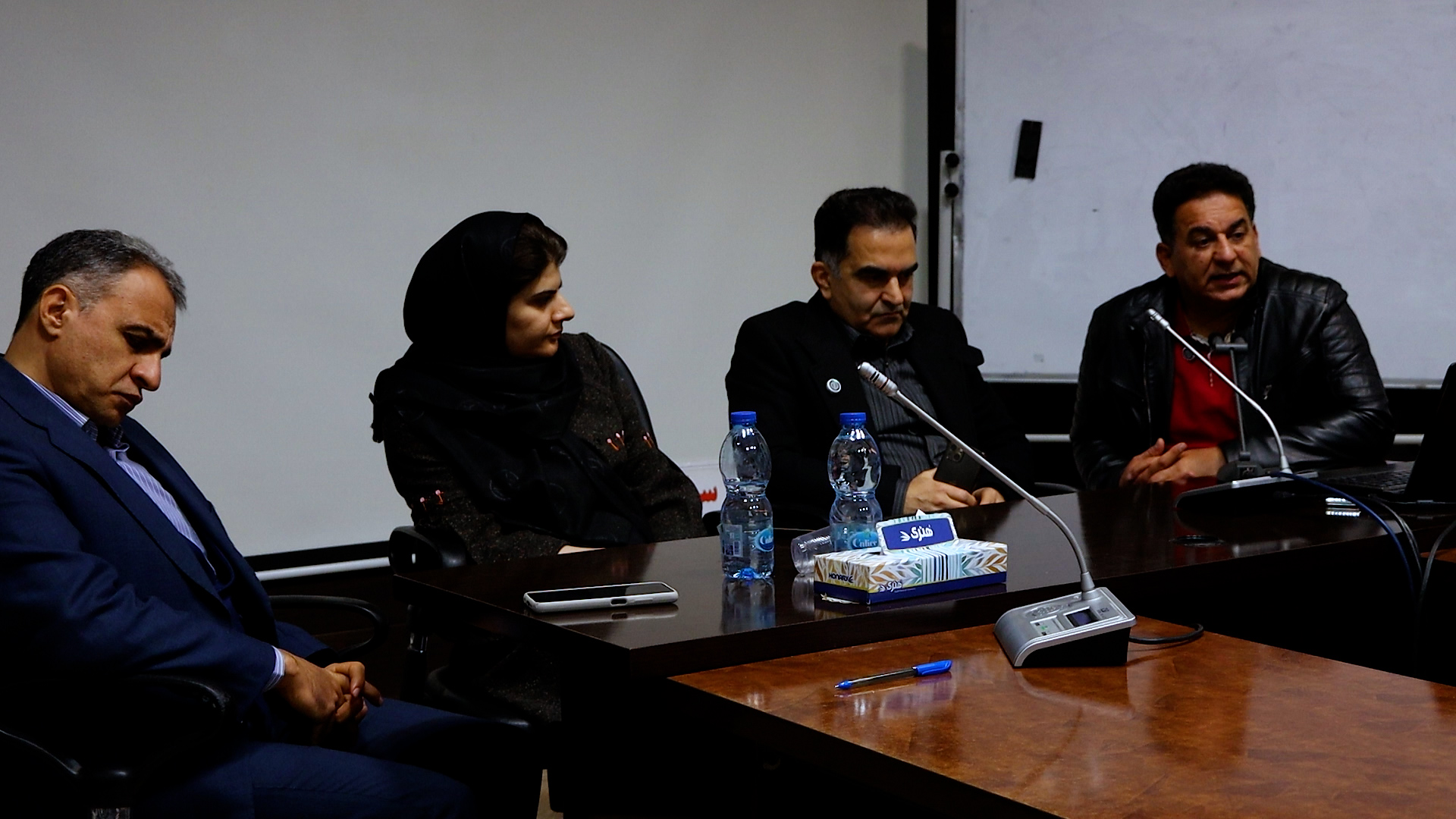 فیلم برداری کارگاههای انجمن فیزیوتراپی ایران-استان یزد